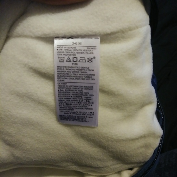 Kids Old Navy Snowsuit - Picture 7 of 8